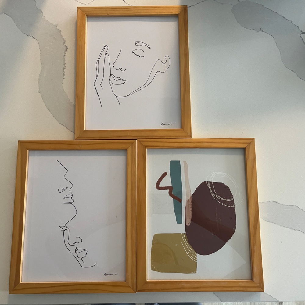 PRINTS IN FRAMES - OAK COLOURED